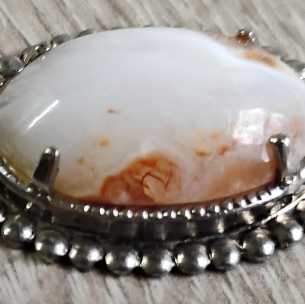 Vintage Natural Crazy Laced Agate Pendant Silver Plated Gemstone Orange White - Picture 3 of 9